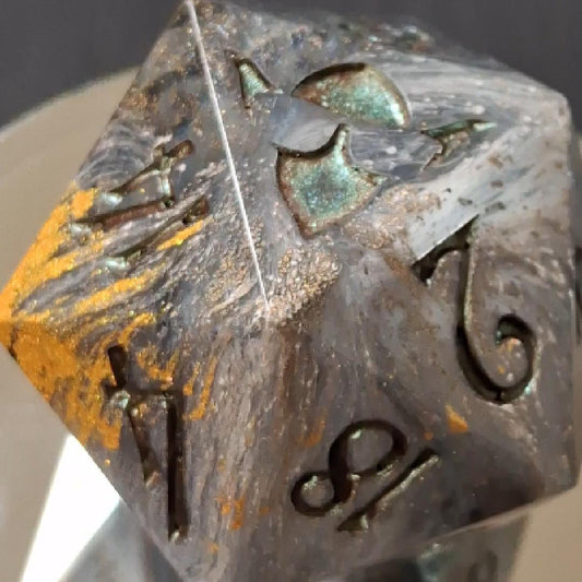 55mm Black, White & Clear Chonk D20 – Handmade Sharp-Edged Dice with Color-Shifting TurboDork Ink for DnD