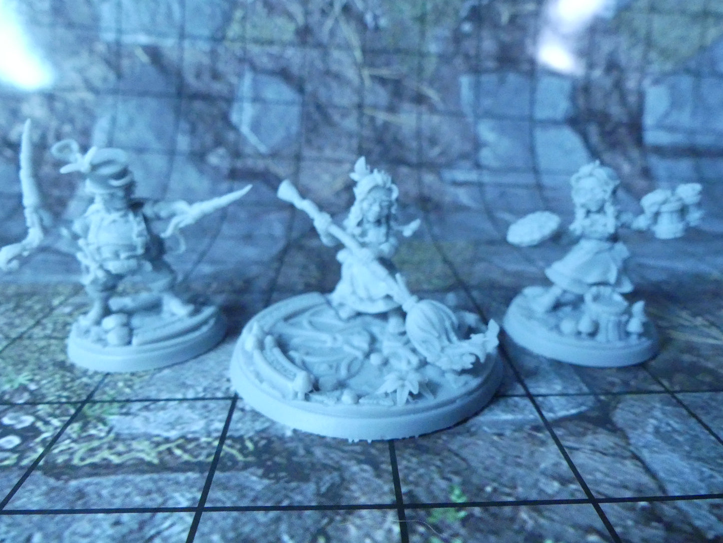 Signum Games Halflings Complete Set with Bonus Minifigures Miniatures Set for TTRPG DnD