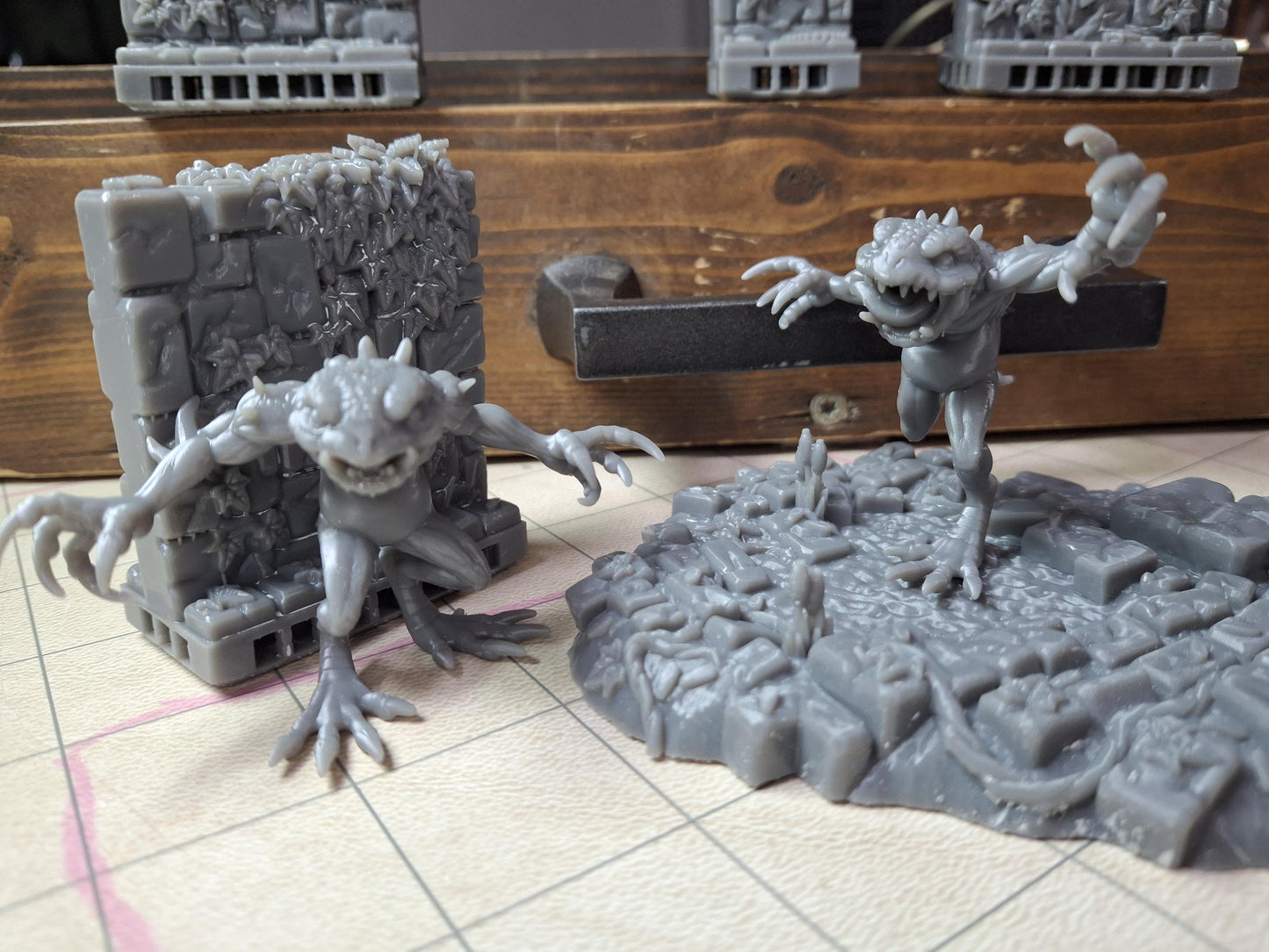 Red Salaad w Pond miniatures | Threat Factory 3d Print | Dnd Miniatures | TTRPG Mini Figures | Minis | Red Salaad | Terrain